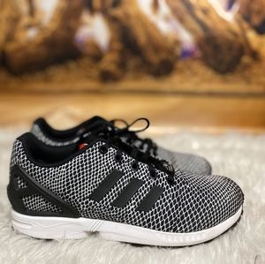 Adidas ZX FLUX Tennis shoes